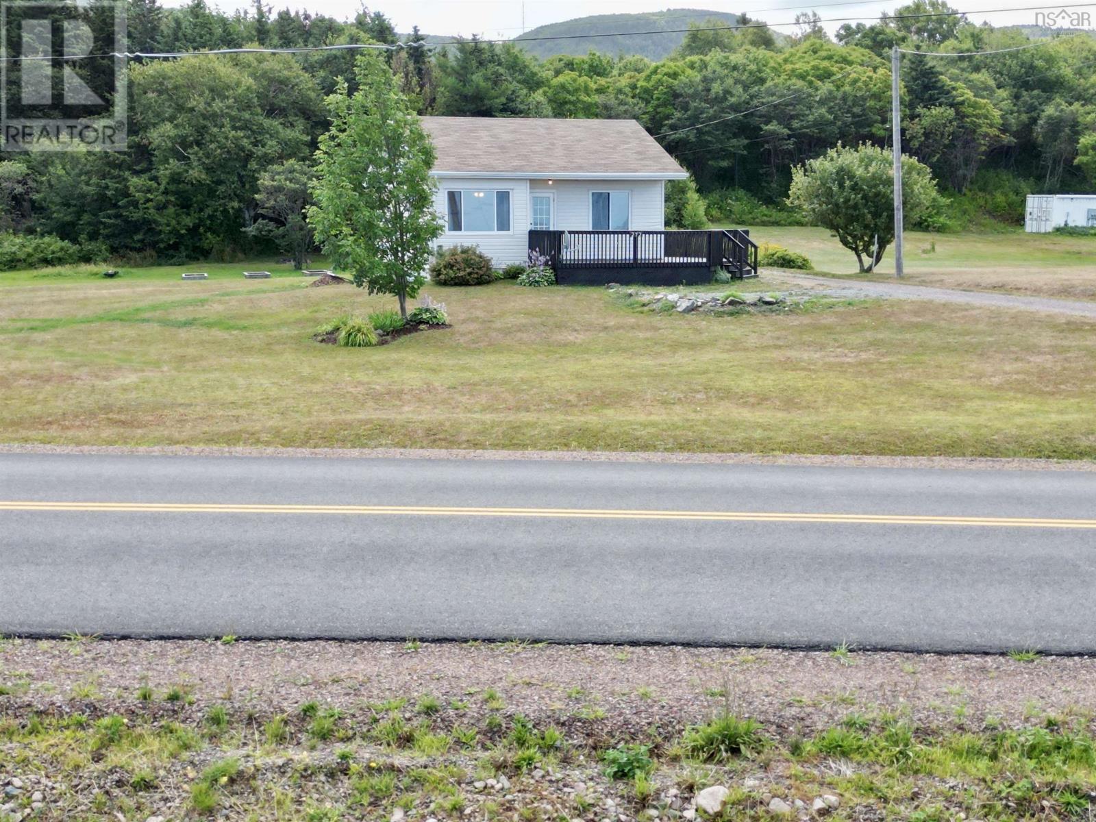 272 Cheticamp Back Road, Plateau, Nova Scotia  B0E 1H0 - Photo 18 - 202520817