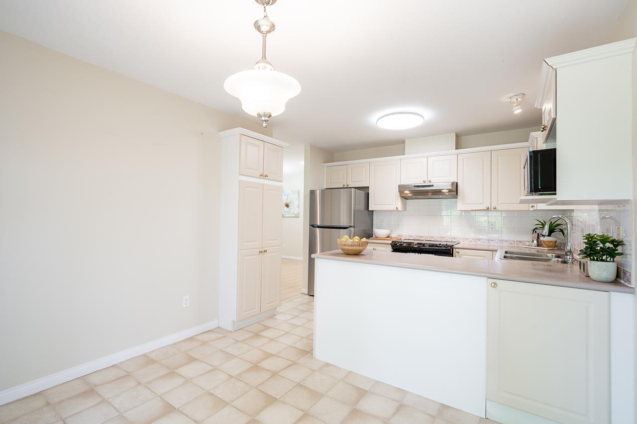 60 8111 160 Street, Surrey, British Columbia  V4N 0V4 - Photo 8 - R3051501
