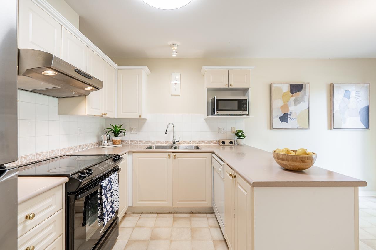 60 8111 160 Street, Surrey, British Columbia  V4N 0V4 - Photo 5 - R3051501