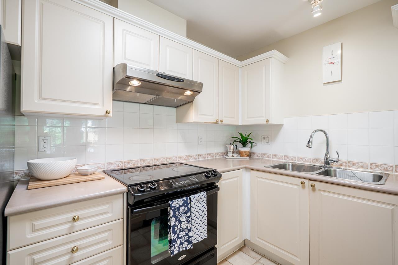 60 8111 160 Street, Surrey, British Columbia  V4N 0V4 - Photo 6 - R3051501
