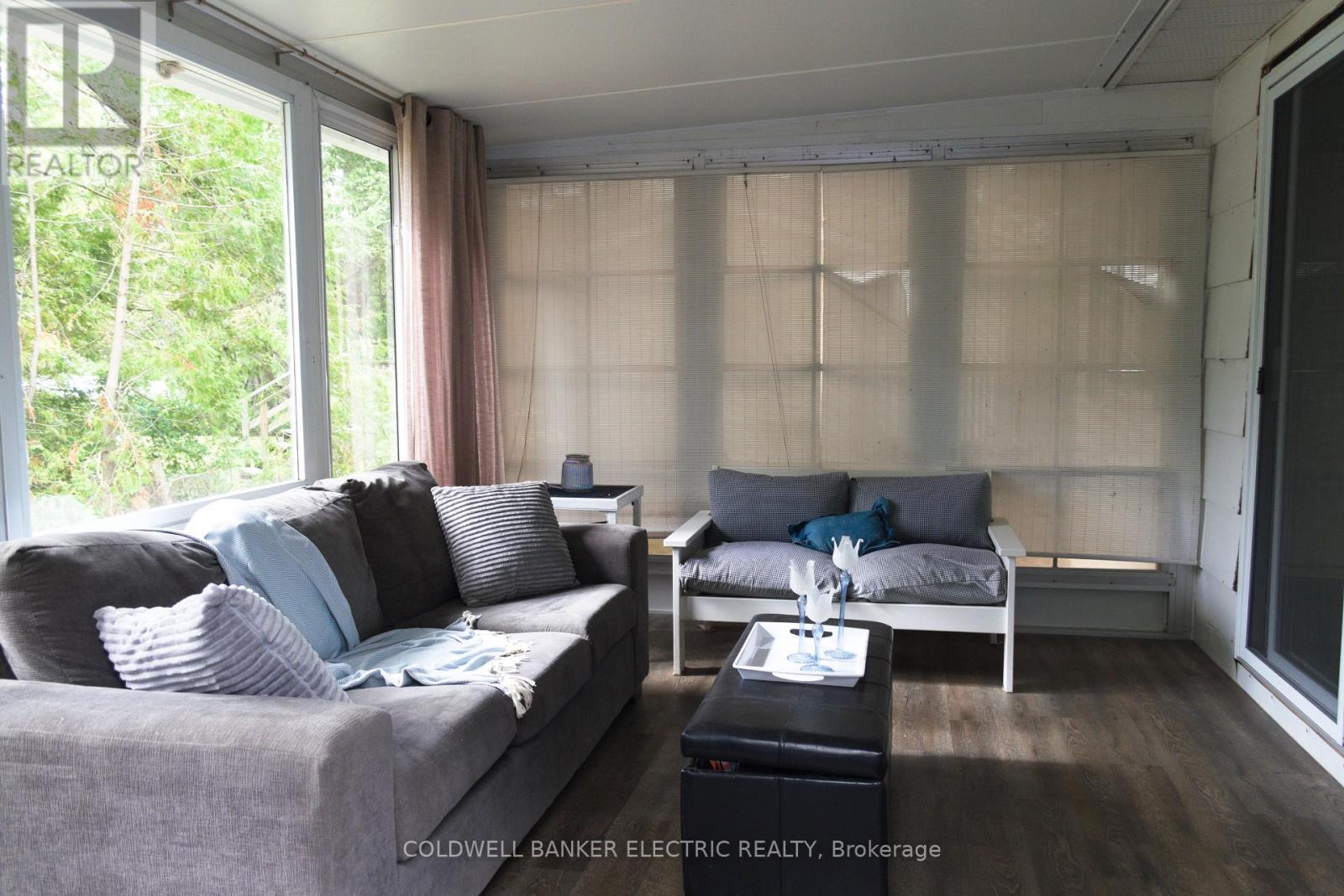 48 Hargrave Road, Kawartha Lakes, Ontario  K0M 2B0 - Photo 19 - X12418408