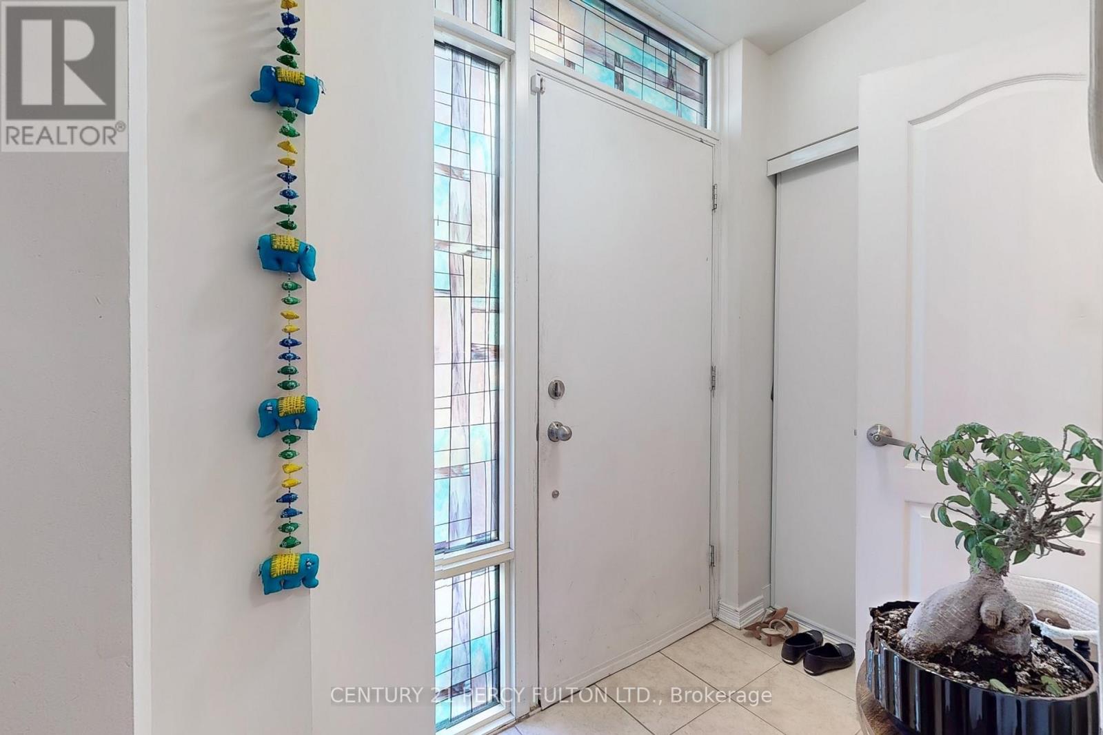 93 - 15 Applewood Lane, Toronto, Ontario  M9C 2Z7 - Photo 16 - W12431261