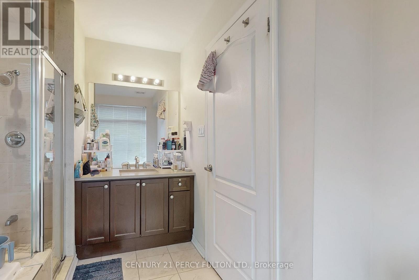 93 - 15 Applewood Lane, Toronto, Ontario  M9C 2Z7 - Photo 38 - W12431261