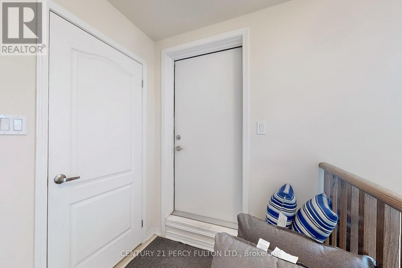 93 - 15 Applewood Lane, Toronto, Ontario  M9C 2Z7 - Photo 40 - W12431261