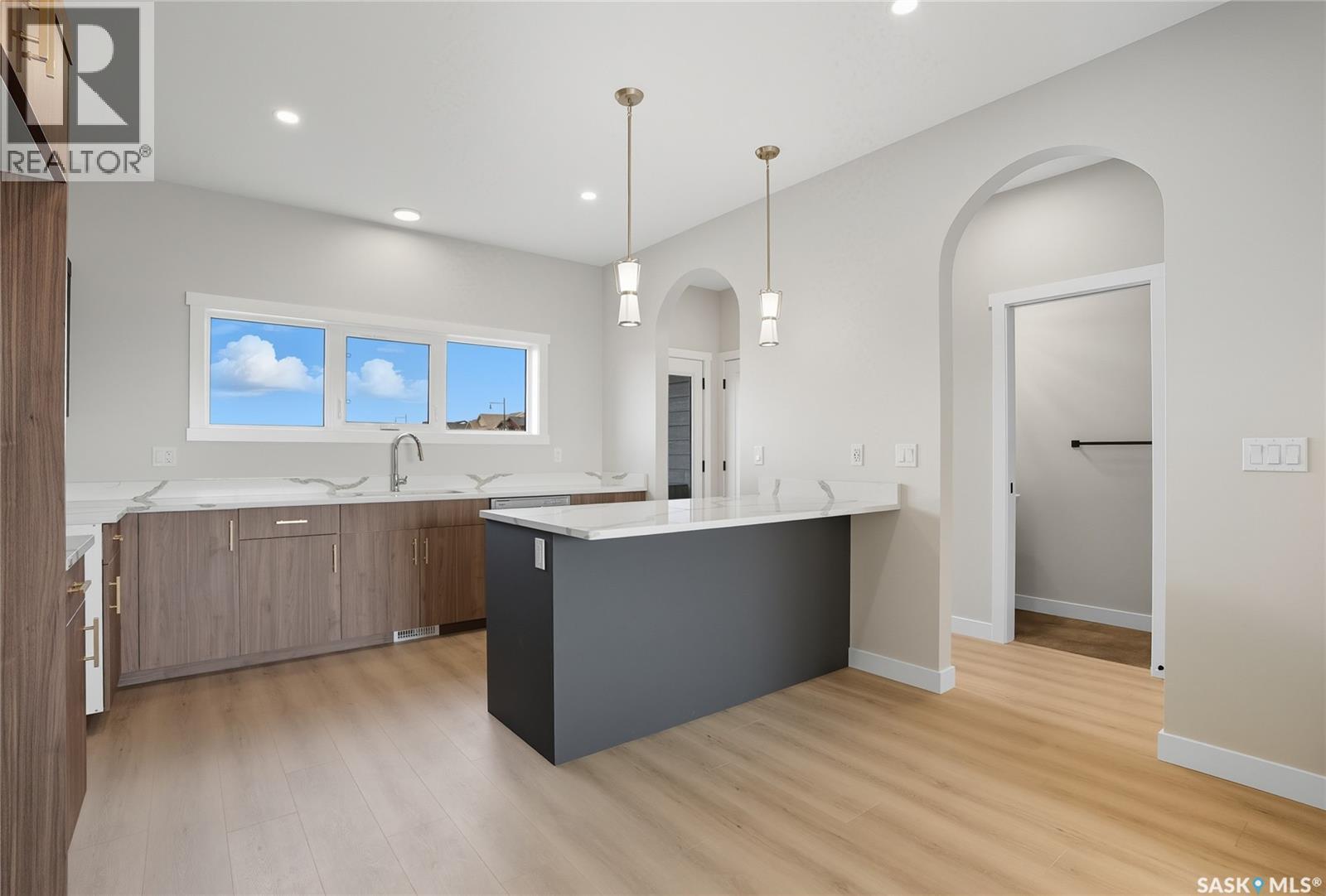 74 Taskamanwa Terrace, Saskatoon, Saskatchewan  S7V 1P6 - Photo 9 - SK996326