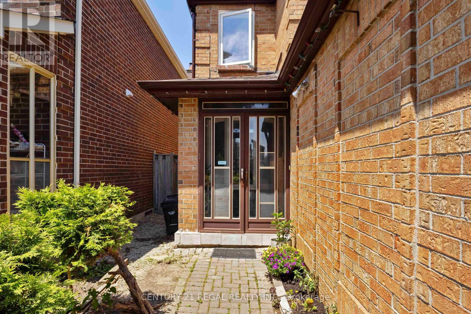 85 Nettlecreek Crescent, Toronto, Ontario  M1V 4L2 - Photo 4 - E12430853