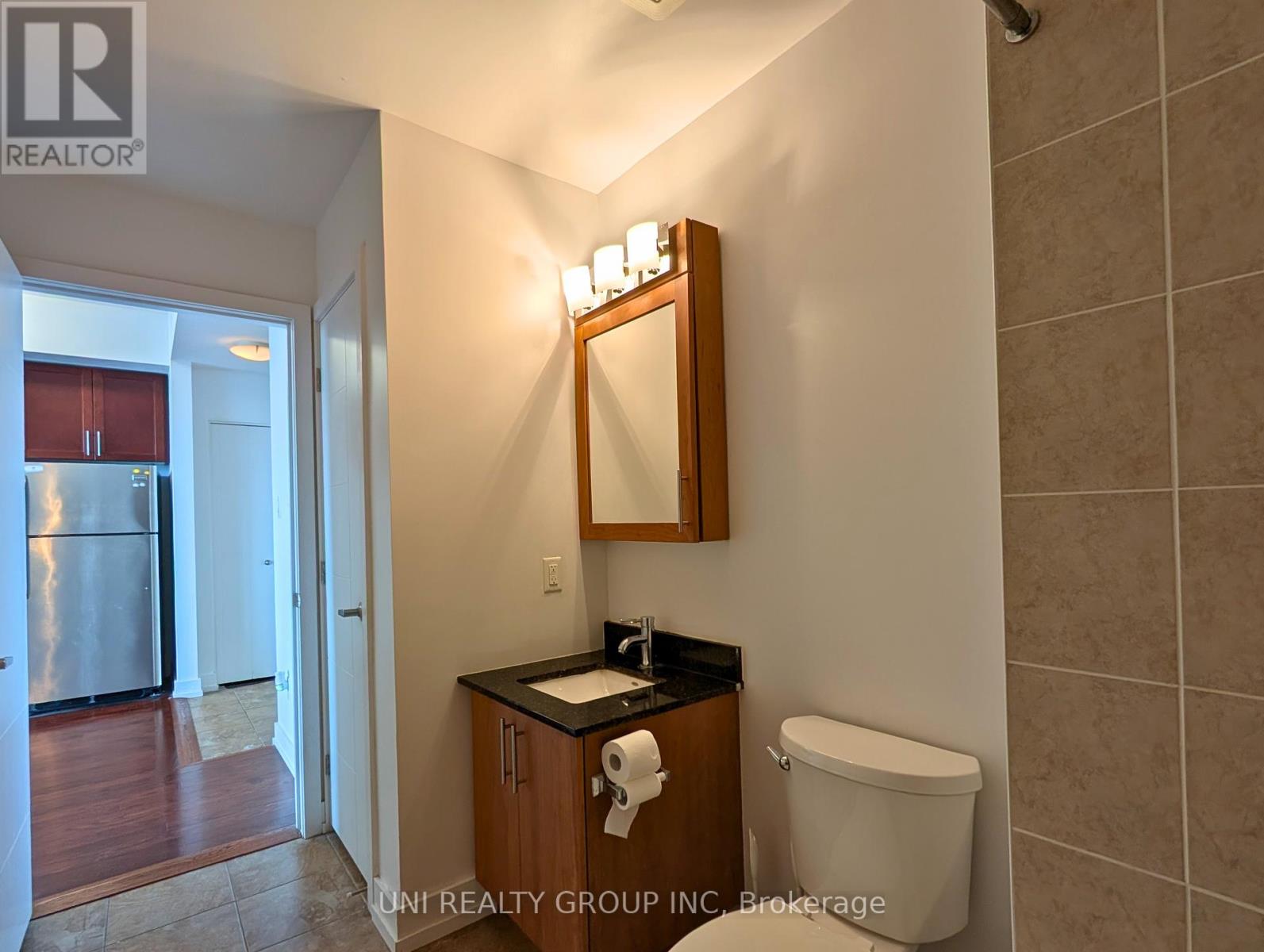 1008 - 179 Metcalfe Street, Ottawa, Ontario  K2P 1P7 - Photo 14 - X12431262