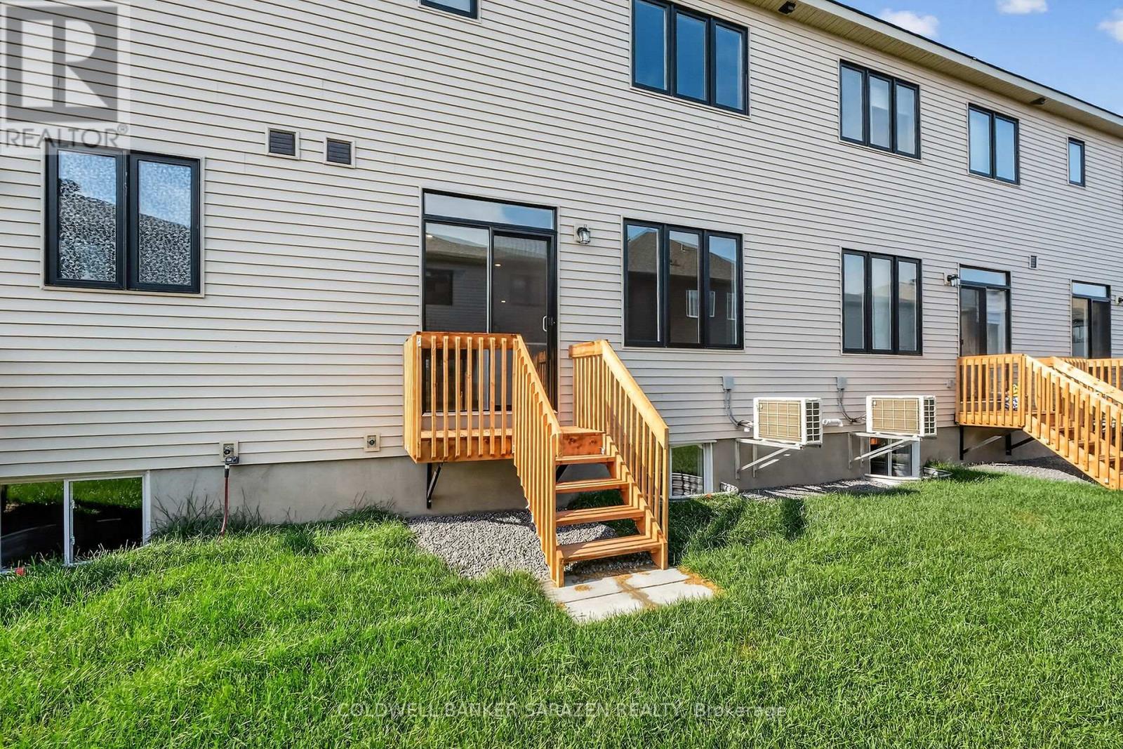 936 Eileen Vollick Crescent, Ottawa, Ontario  K2W 0M2 - Photo 41 - X12431264