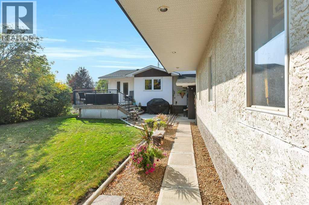 5436 53 Avenue, Lacombe, Alberta  T4L 1L4 - Photo 48 - A2256584