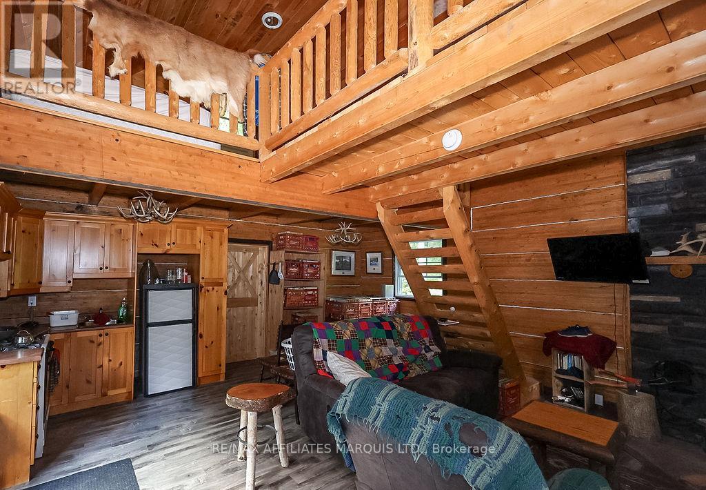 19509 County Road  43 Road, North Glengarry, Ontario  K0C 1A0 - Photo 17 - X12431191