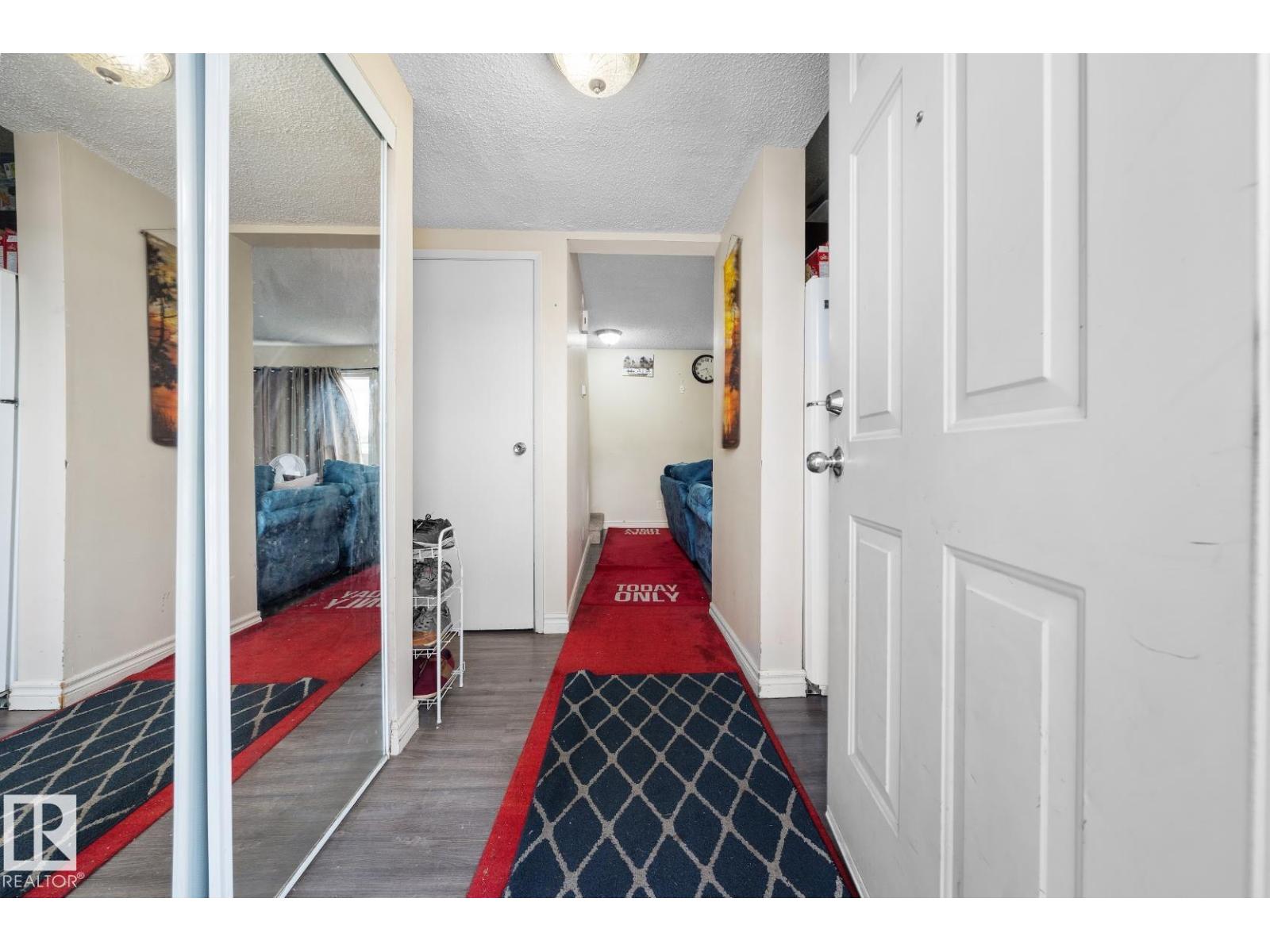285 Harrison Dr Nw, Edmonton, Alberta  T5A 2X5 - Photo 3 - E4458147