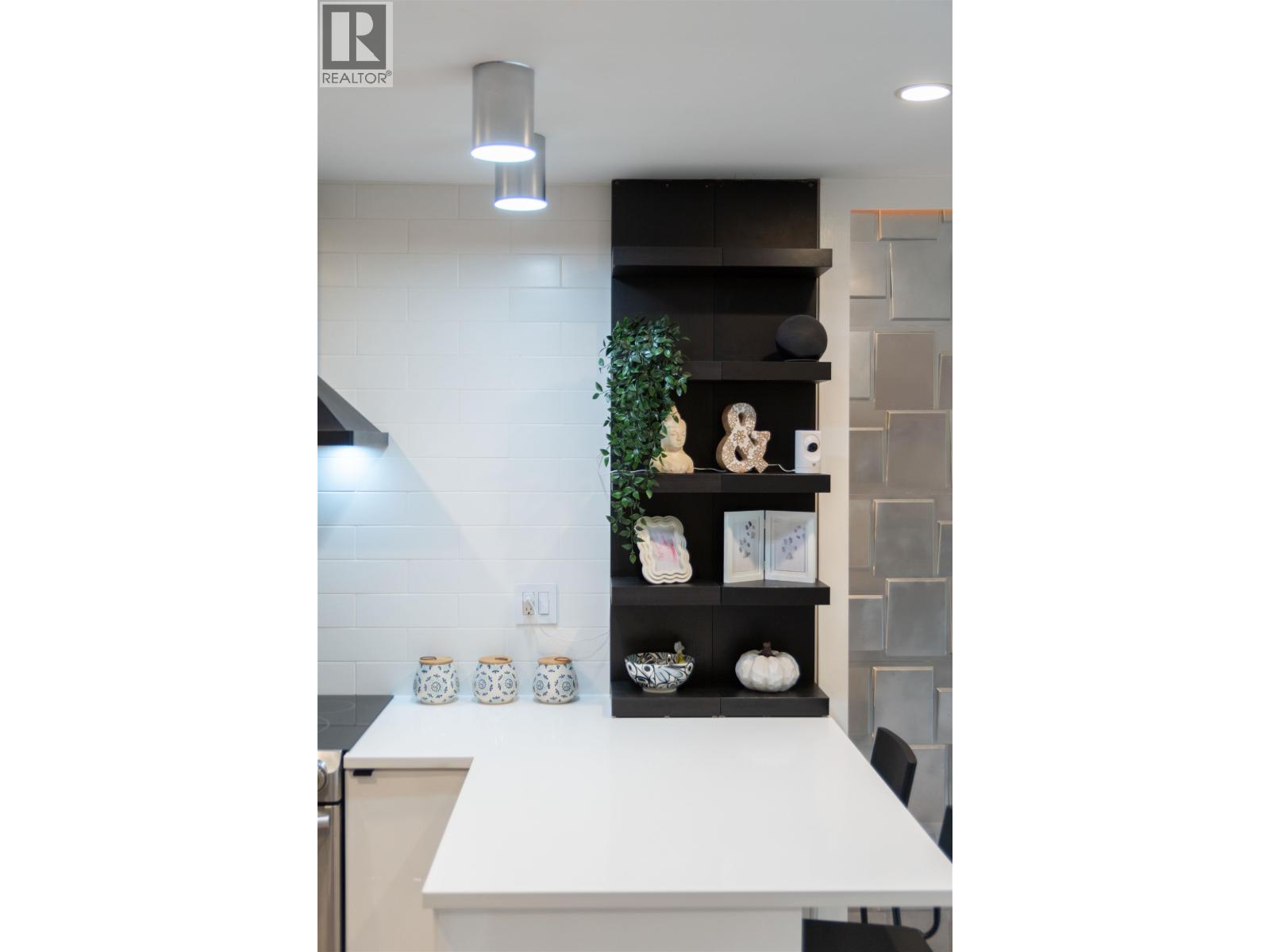 402 1718 Nelson Street, Vancouver, British Columbia  V6G 1M8 - Photo 5 - R3044768