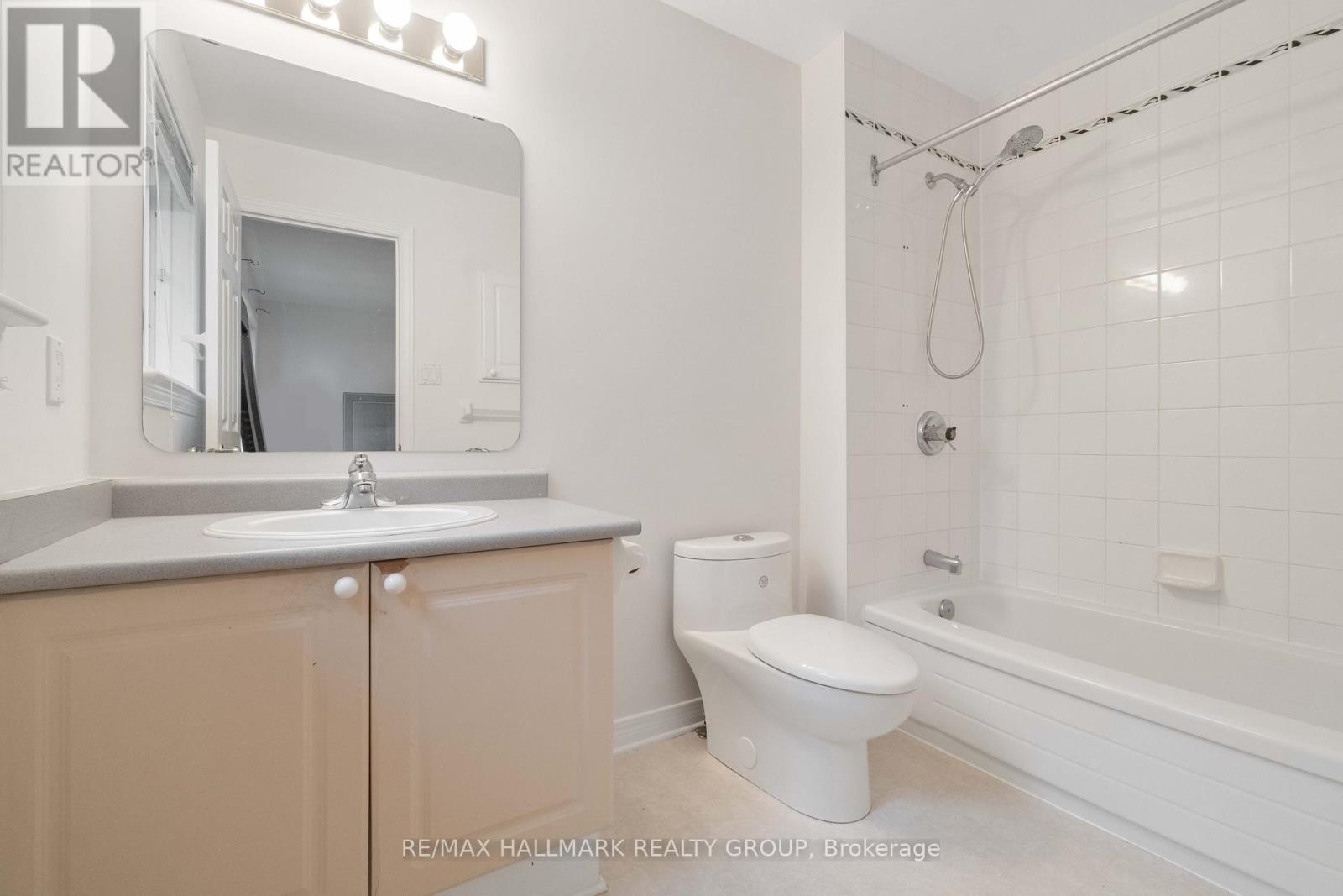 41 Kimberwick Crescent, Ottawa, Ontario  K1V 1K6 - Photo 13 - X12431266