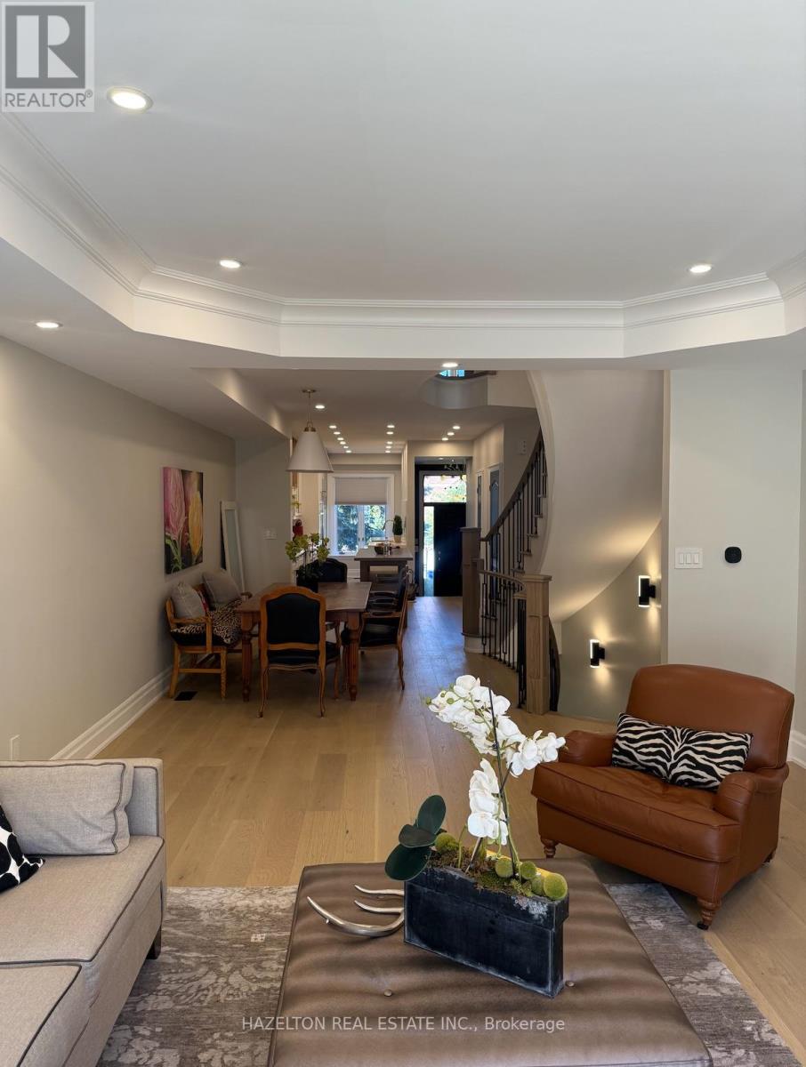 258 Spadina Road, Toronto, Ontario  M5R 2V1 - Photo 16 - C12210154