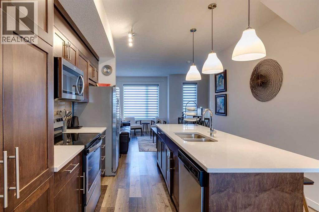 116 Shawnee Common Sw, Calgary, Alberta  T2Y 0P9 - Photo 12 - A2256387