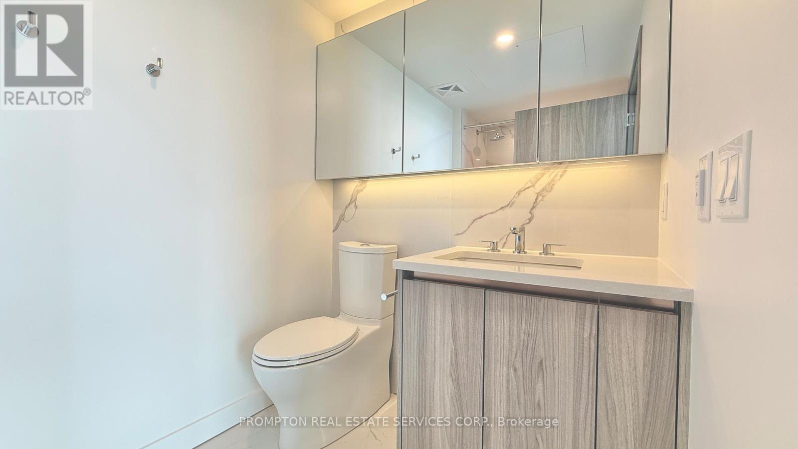 7507 - 3 Concord City Place Way, Toronto, Ontario  M5V 0X4 - Photo 16 - C12431273