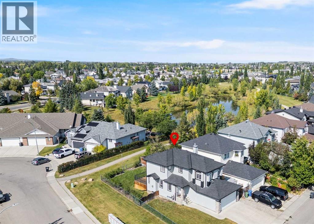 201 Crystalridge Rise, Okotoks, Alberta  T1S 1W6 - Photo 3 - A2256204