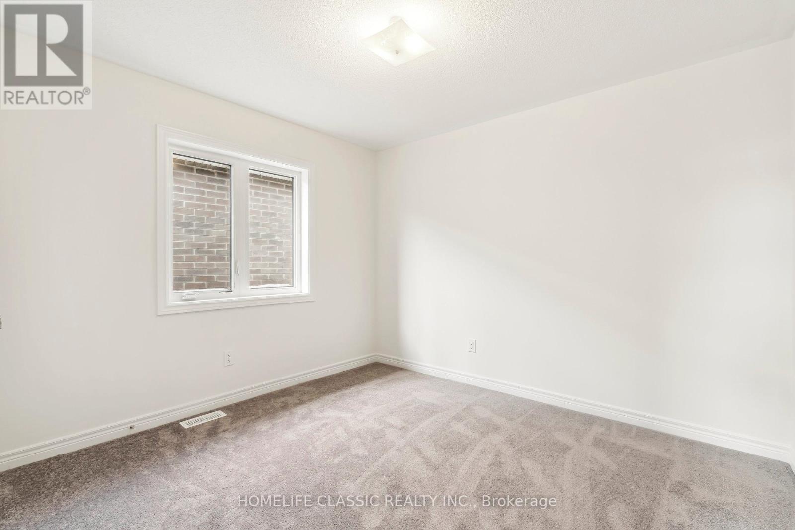 1286 Davis Loop, Innisfil, Ontario  L0L 1W0 - Photo 19 - N12415119