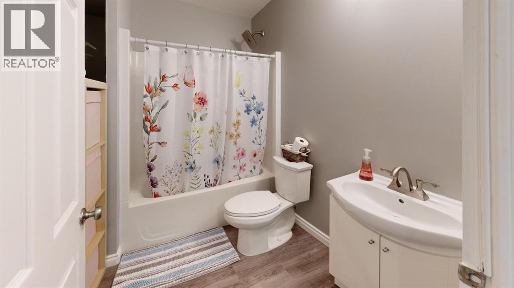 70 Crystalridge Close, Okotoks, Alberta  T1S 1X6 - Photo 30 - A2254078