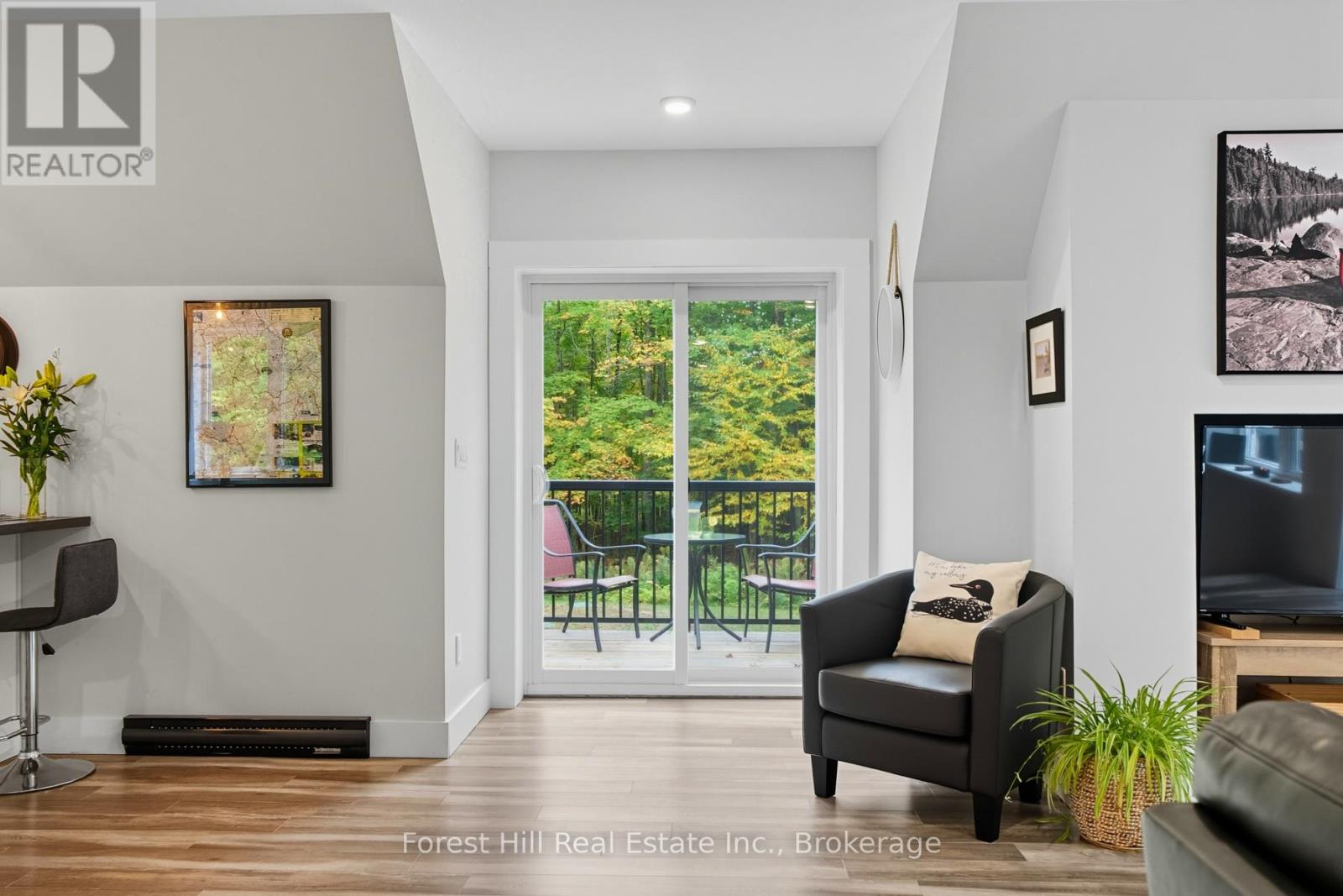 248 Vernon Shores Avenue, Huntsville, Ontario  P1H 2J2 - Photo 21 - X12429484