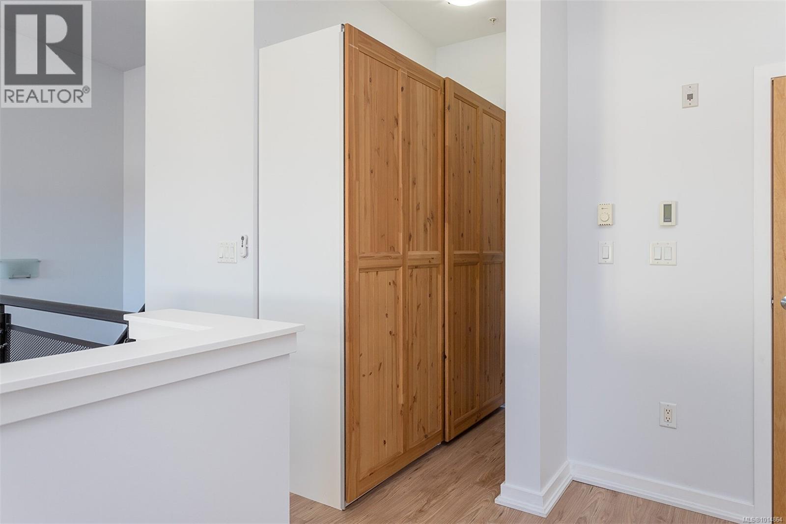 323 599 Pandora Ave, Victoria, British Columbia  V8W 1N5 - Photo 29 - 1014864