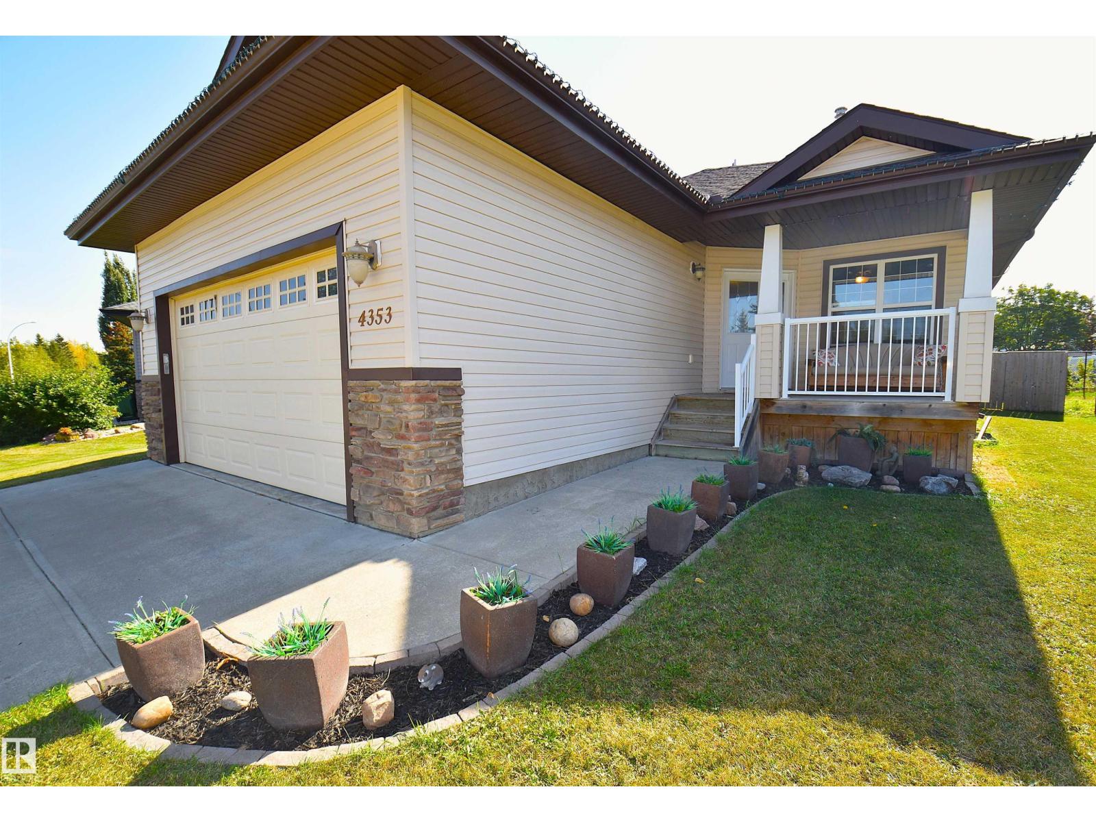 4353 48A AV, Onoway, Alberta