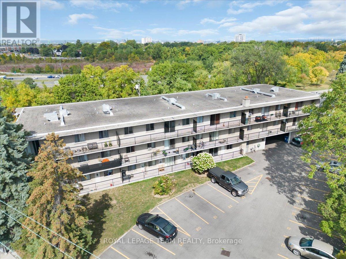 20 Pottruff Road N, Hamilton (Kentley), Ontario  L8H 2M1 - Photo 23 - X12431284