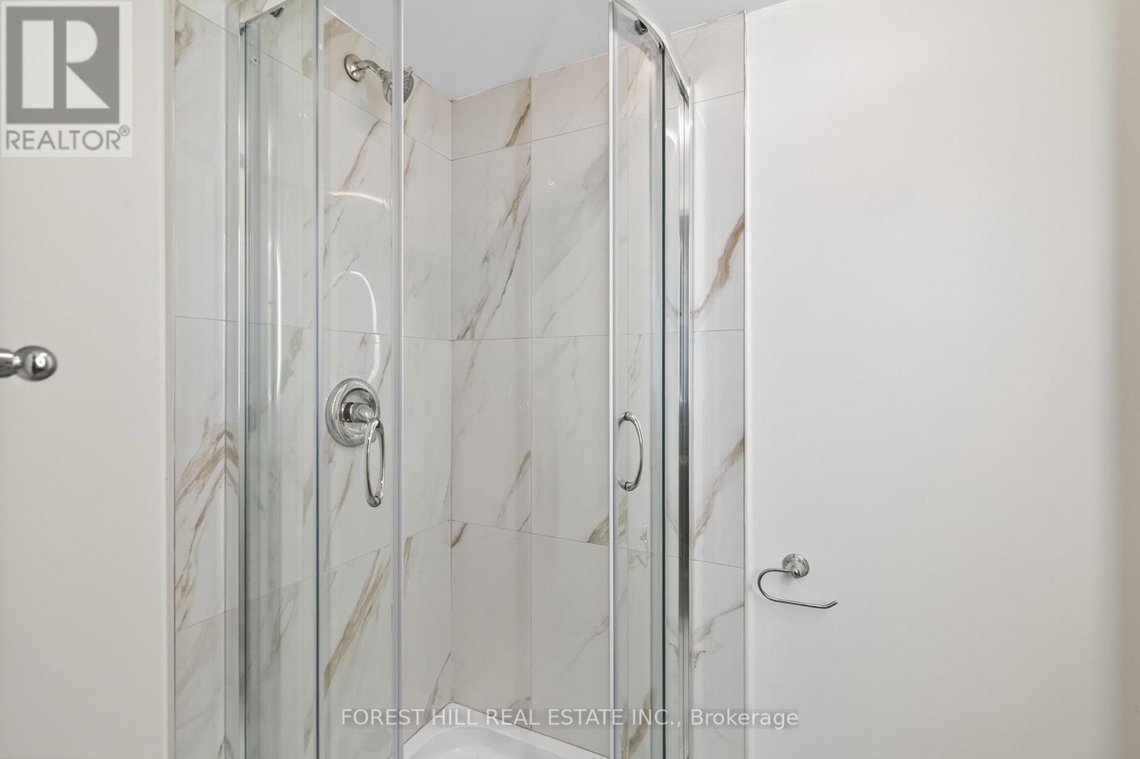 A - 31 Harrow Drive, Toronto, Ontario  M6M 2X4 - Photo 36 - W12406430