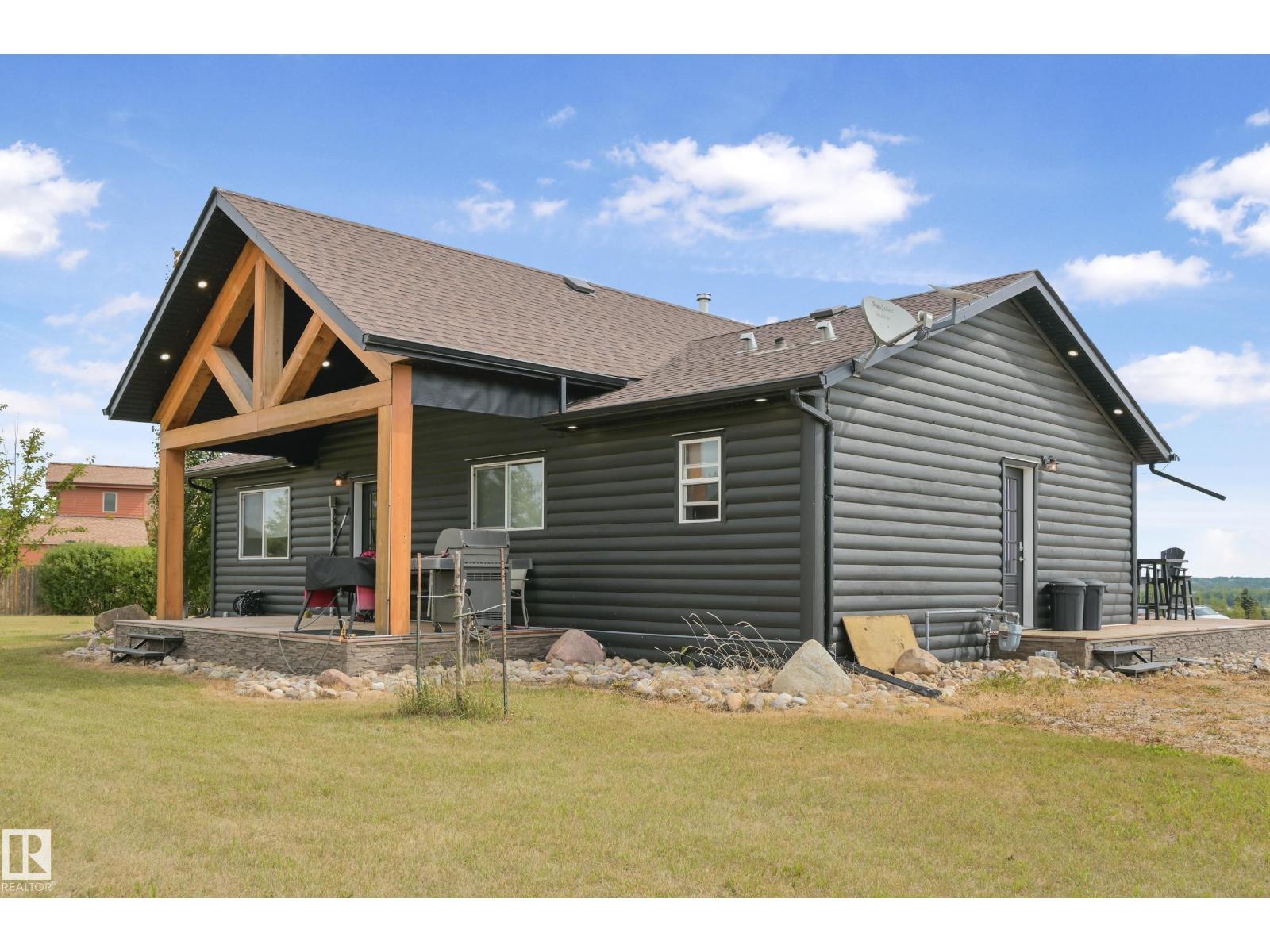 118 562115 Rr 114, Rural Two Hills County, Alberta  T0B 4K0 - Photo 4 - E4459917