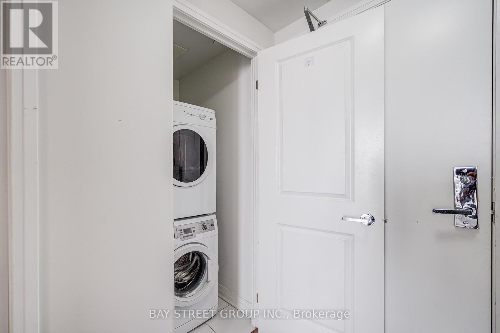 3506 - 59 Annie Craig Drive, Toronto, Ontario  M8V 0C4 - Photo 7 - W12416738