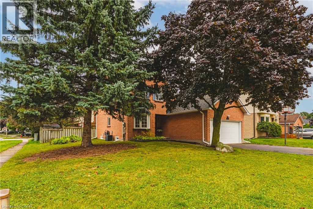 35 Cowan Boulevard, Cambridge, Ontario  N1T 1E6 - Photo 2 - 40774068