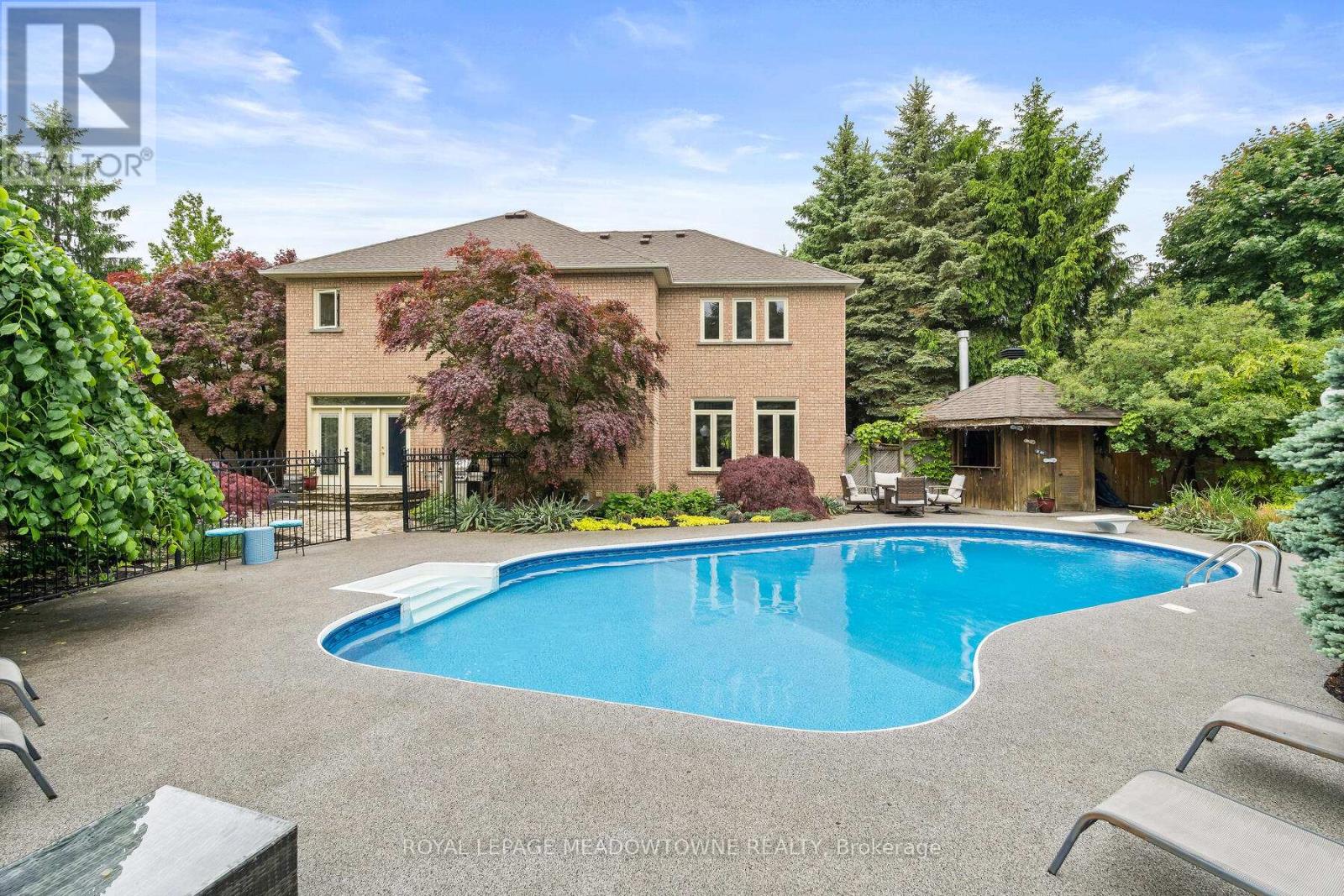 3 Thomas Court, Halton Hills, Ontario  L7G 5G7 - Photo 49 - W12360964