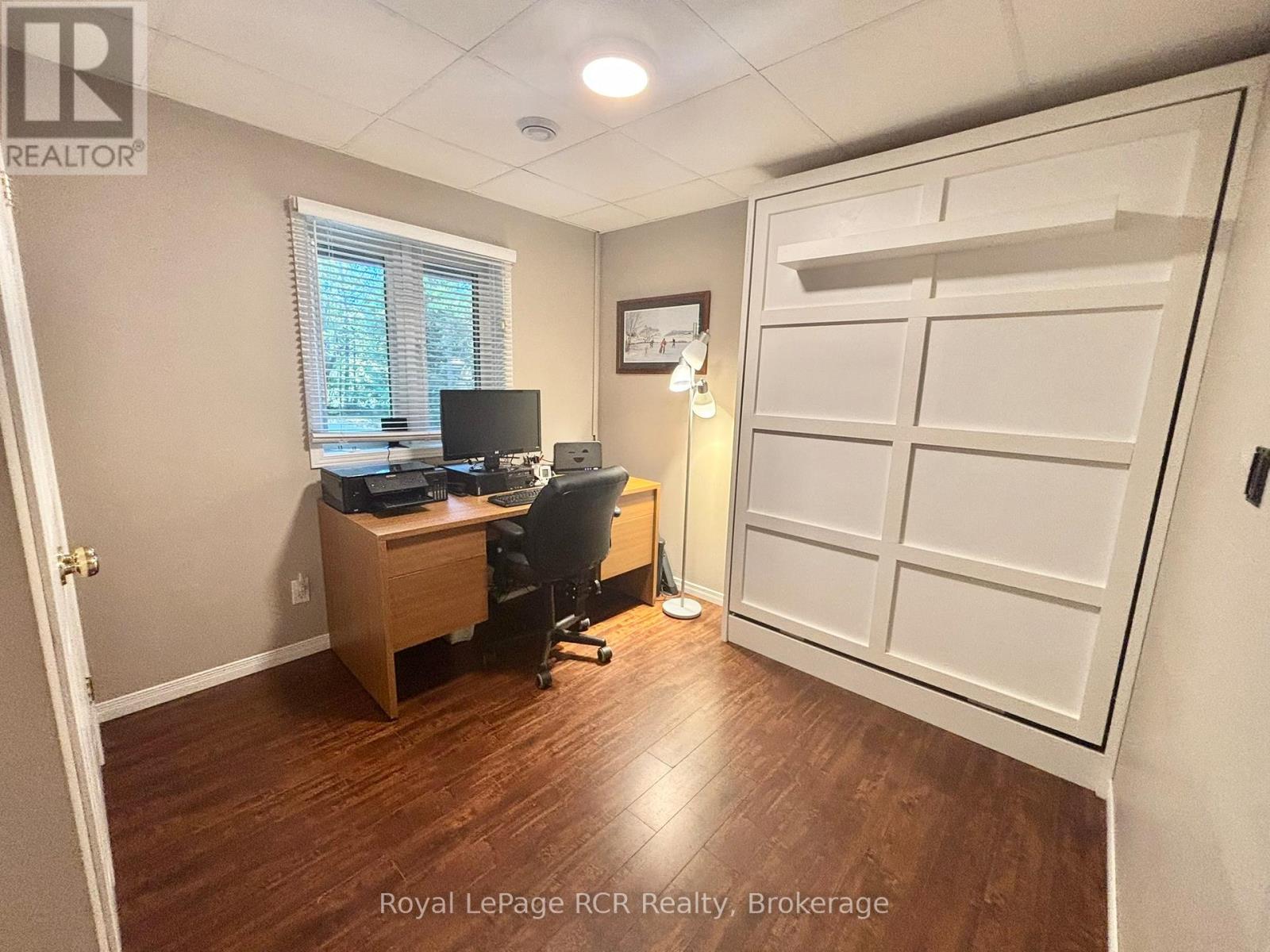 758341 Girl Guide Road, Georgian Bluffs, Ontario  N4K 5N7 - Photo 12 - X12431293