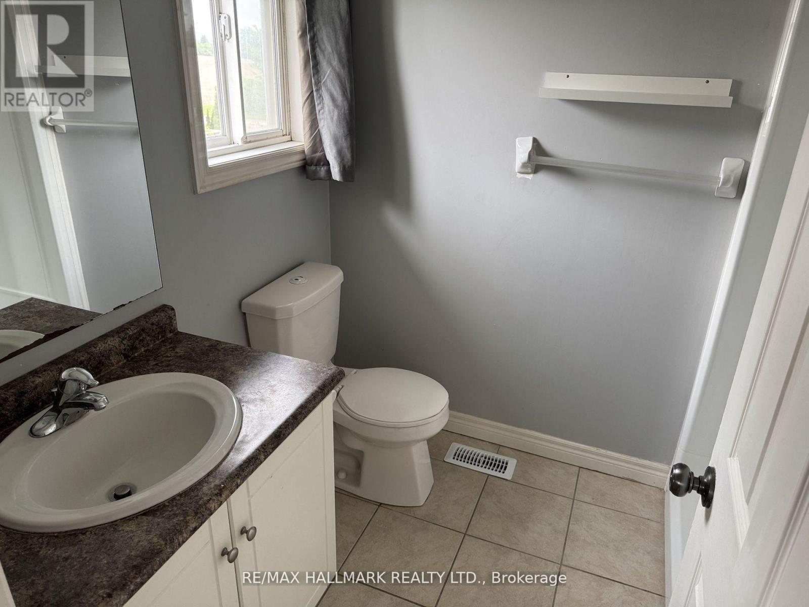 18 - 361 Arkell Road, Guelph, Ontario  N1L 1E5 - Photo 7 - X12431118