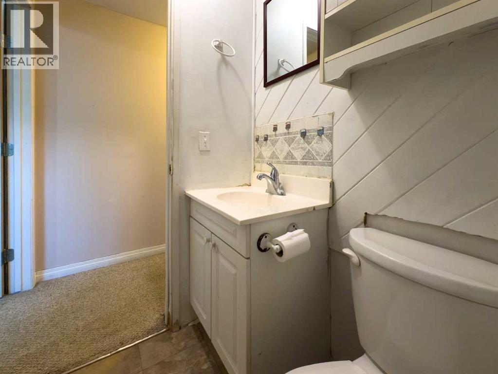 5723 55 Street, Rocky Mountain House, Alberta  T4T 1J7 - Photo 31 - A2255190