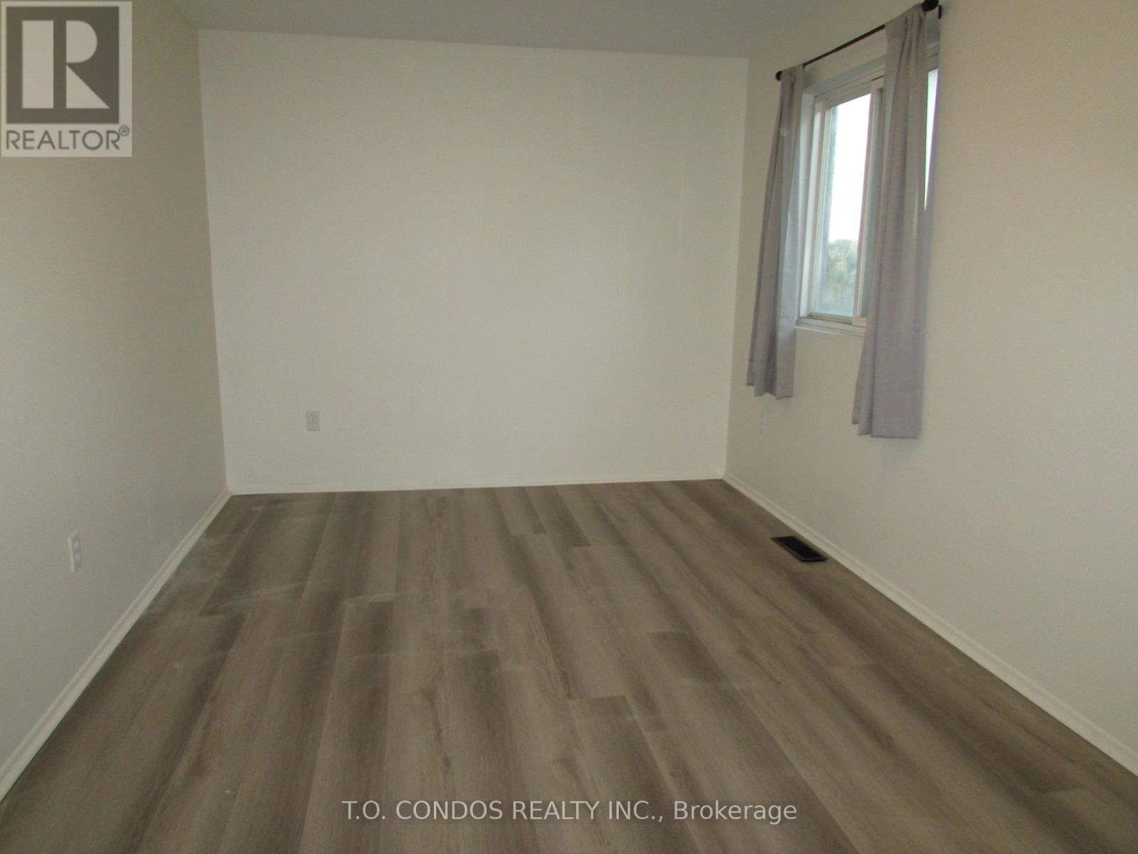 213 - 2001 Bonnymede Drive, Mississauga, Ontario  L5J 4H8 - Photo 21 - W12431288