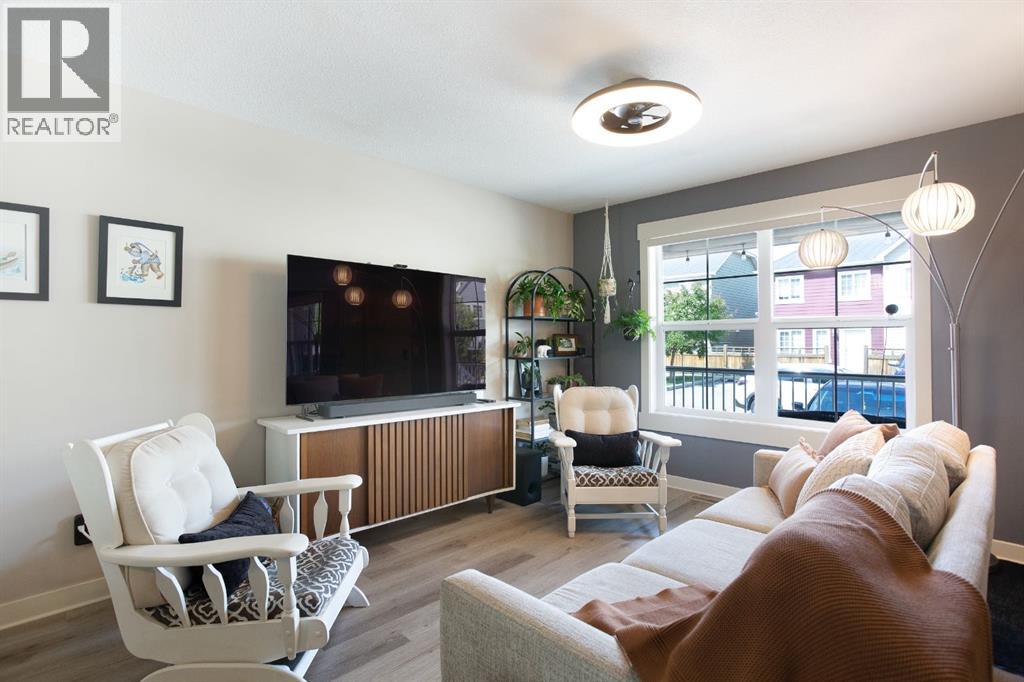 144 Cascades Pass, Chestermere, Alberta  T1X 0K8 - Photo 5 - A2253288