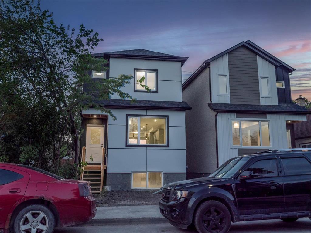 381 martin Avenue W, Winnipeg, Manitoba