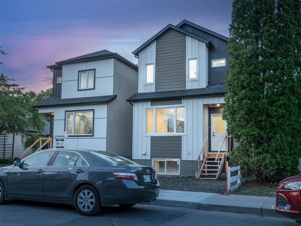 383 martin Avenue W, Winnipeg, Manitoba