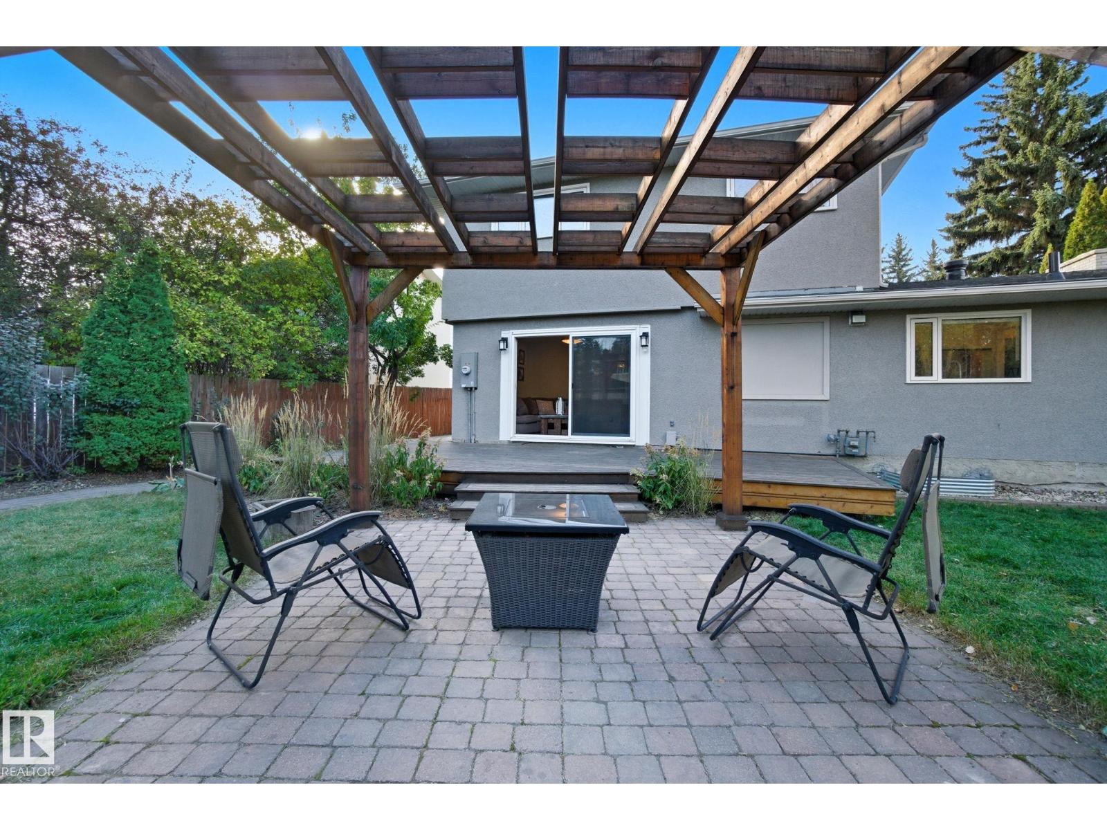 12436 Lansdowne Dr Nw, Edmonton, Alberta  T6H 4L5 - Photo 52 - E4459915