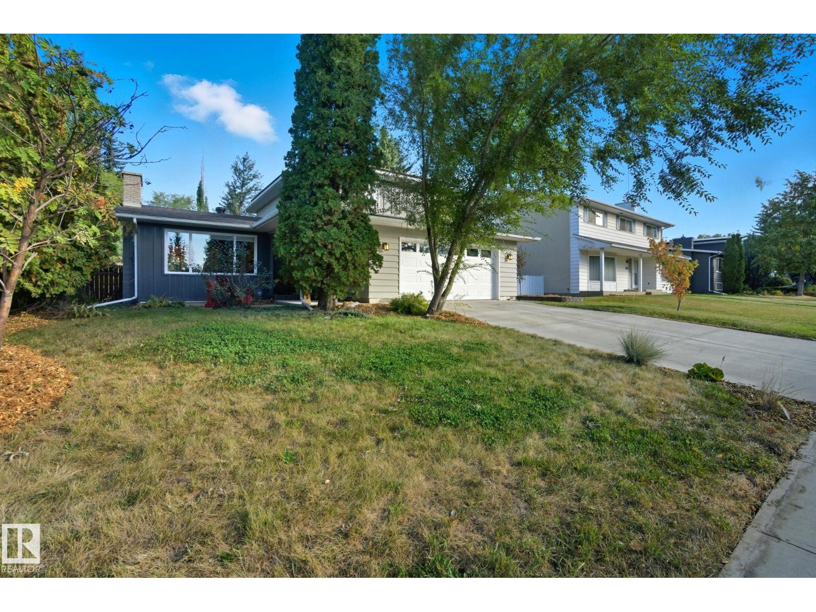 12436 Lansdowne Dr Nw, Edmonton, Alberta  T6H 4L5 - Photo 3 - E4459915
