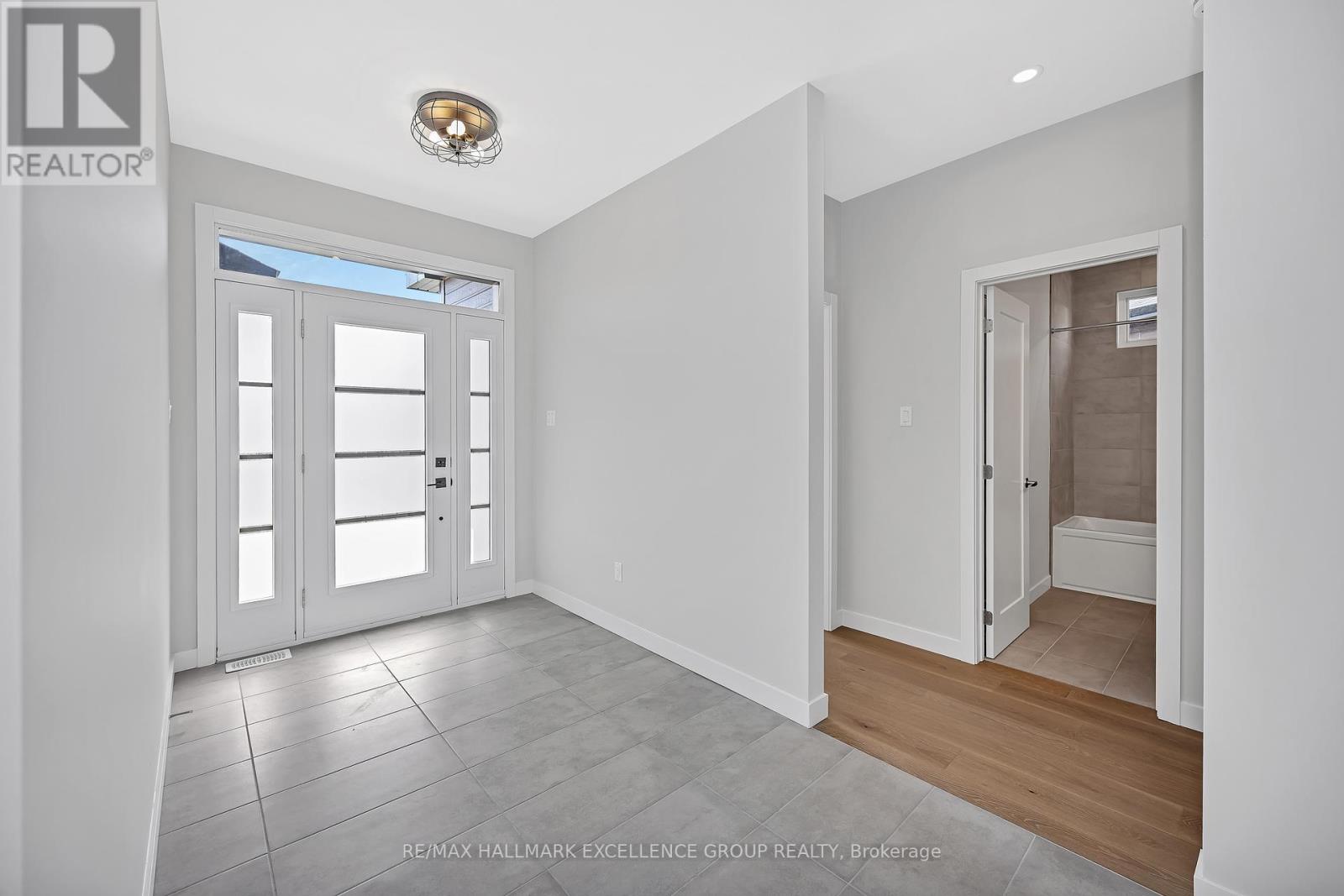 1345 Diamond Street, Clarence-Rockland, Ontario  K4K 0M6 - Photo 4 - X12431311