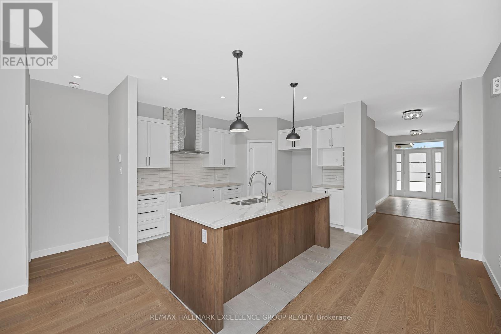 1345 Diamond Street, Clarence-Rockland, Ontario  K4K 0M6 - Photo 7 - X12431311