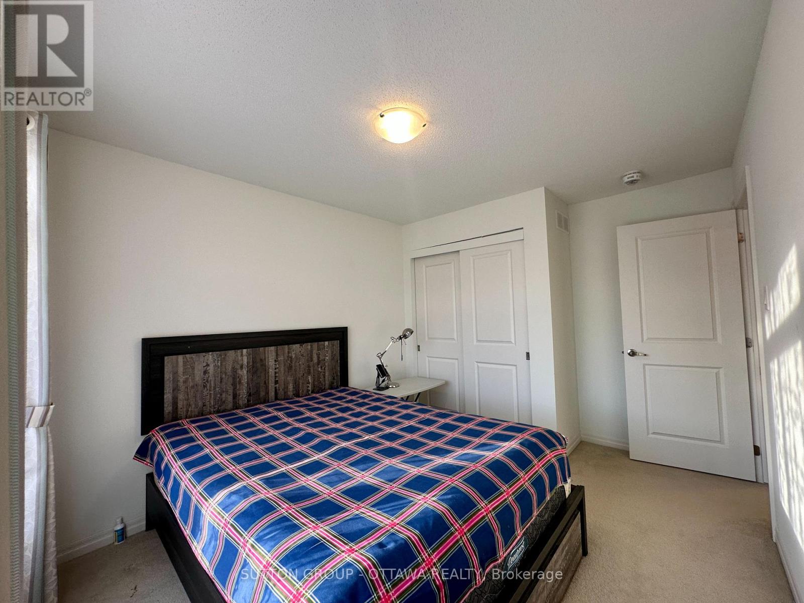 118 Overberg Way, Ottawa, Ontario  K2S 0V9 - Photo 21 - X12431317