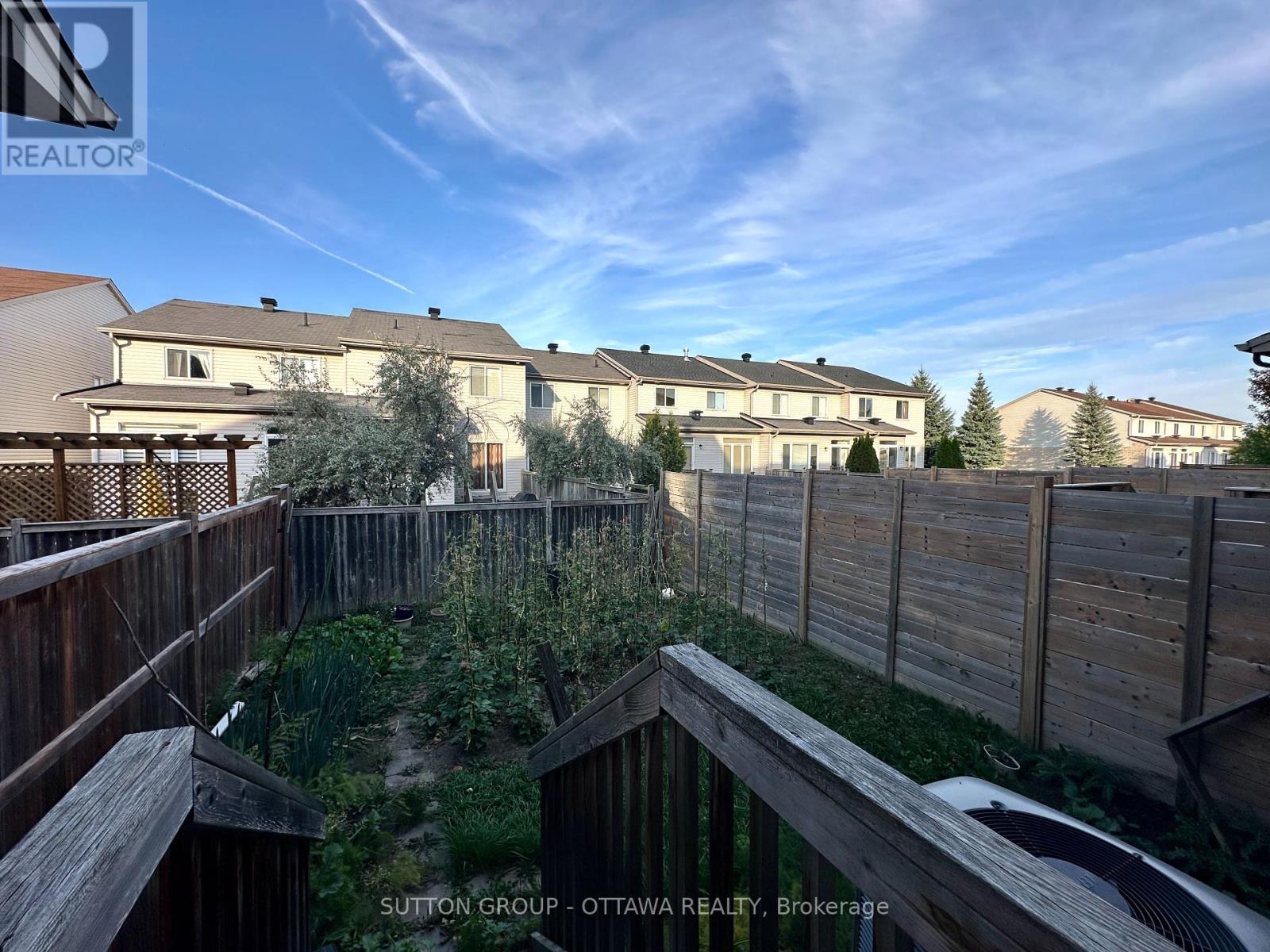 118 Overberg Way, Ottawa, Ontario  K2S 0V9 - Photo 27 - X12431317