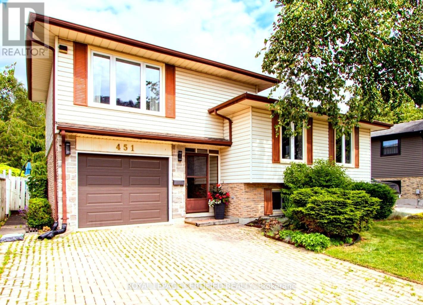 451 LAMPMAN PLACE, Woodstock, Ontario
