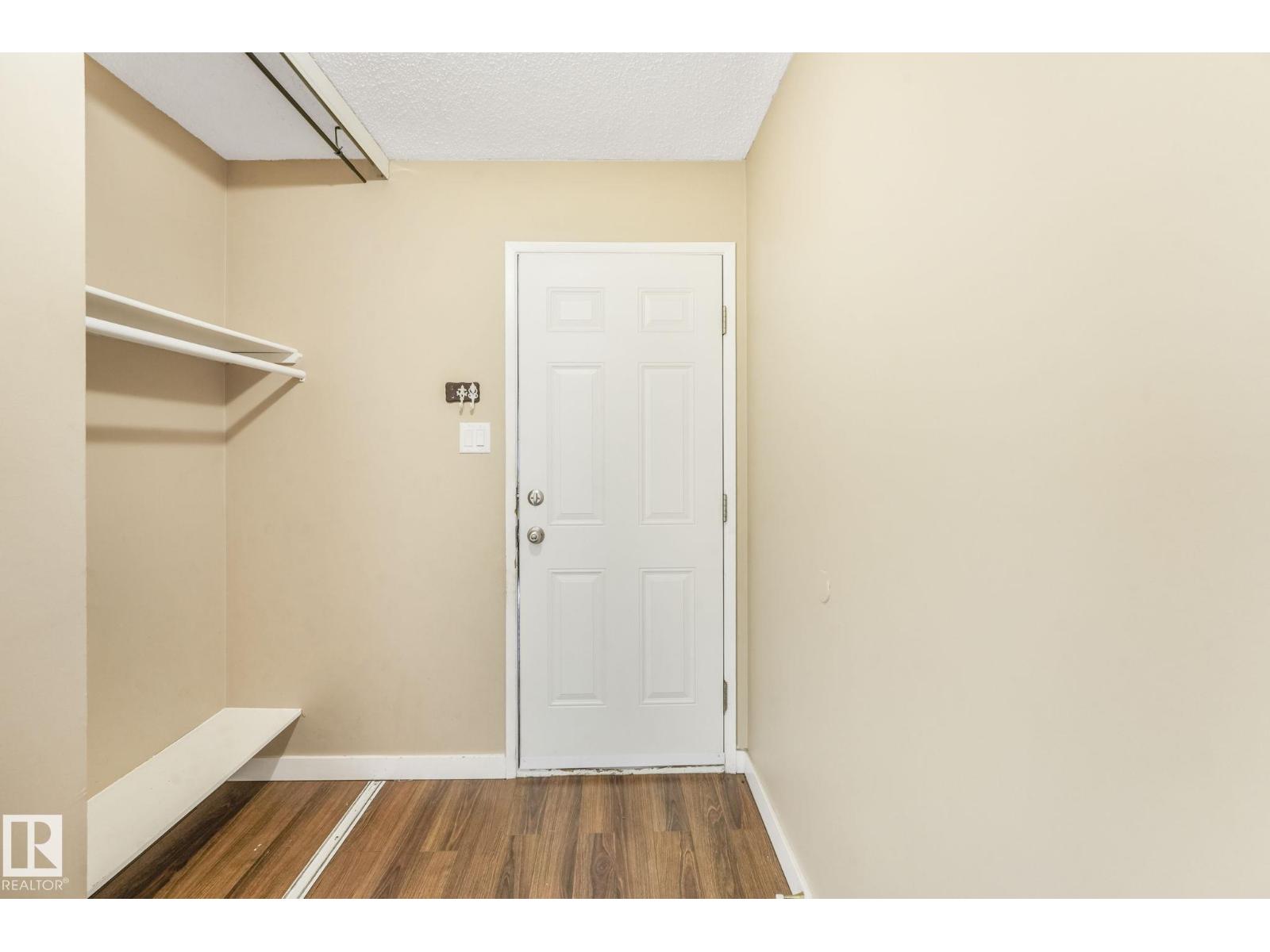 5 Amberly Co Nw, Edmonton, Alberta  T5A 2H9 - Photo 10 - E4459920