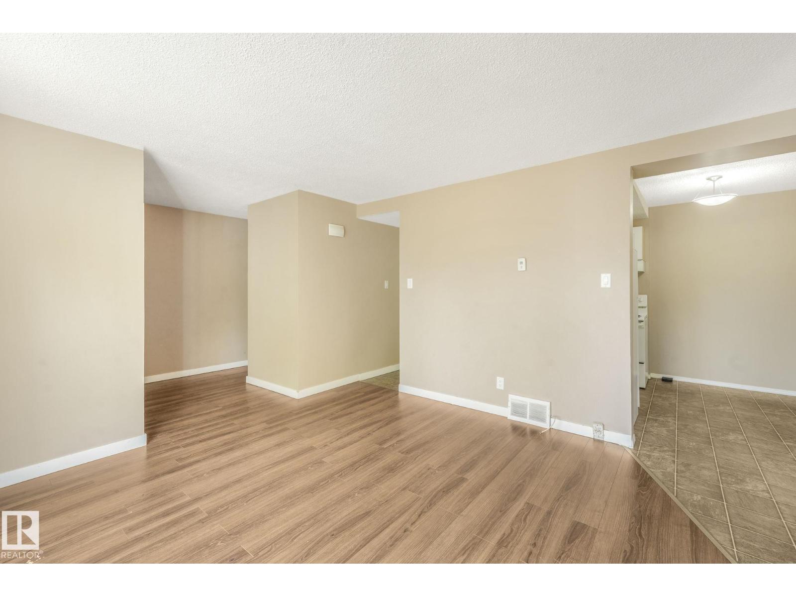 5 Amberly Co Nw, Edmonton, Alberta  T5A 2H9 - Photo 15 - E4459920