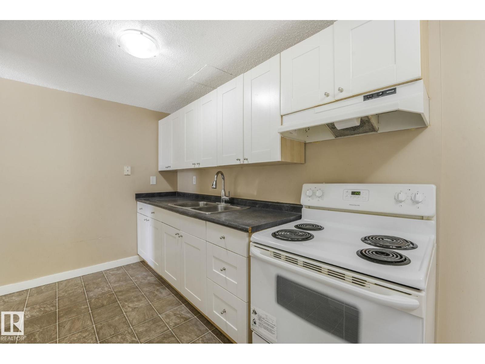 5 Amberly Co Nw, Edmonton, Alberta  T5A 2H9 - Photo 20 - E4459920