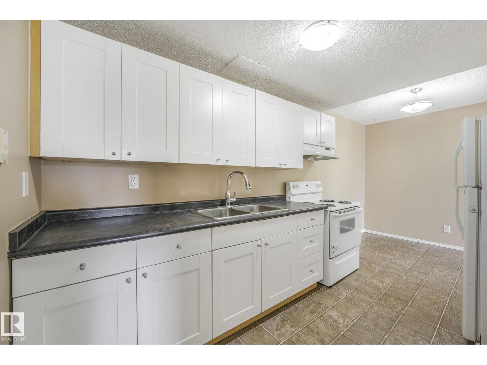 5 Amberly Co Nw, Edmonton, Alberta  T5A 2H9 - Photo 22 - E4459920